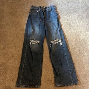 Levi’s high loose size 27